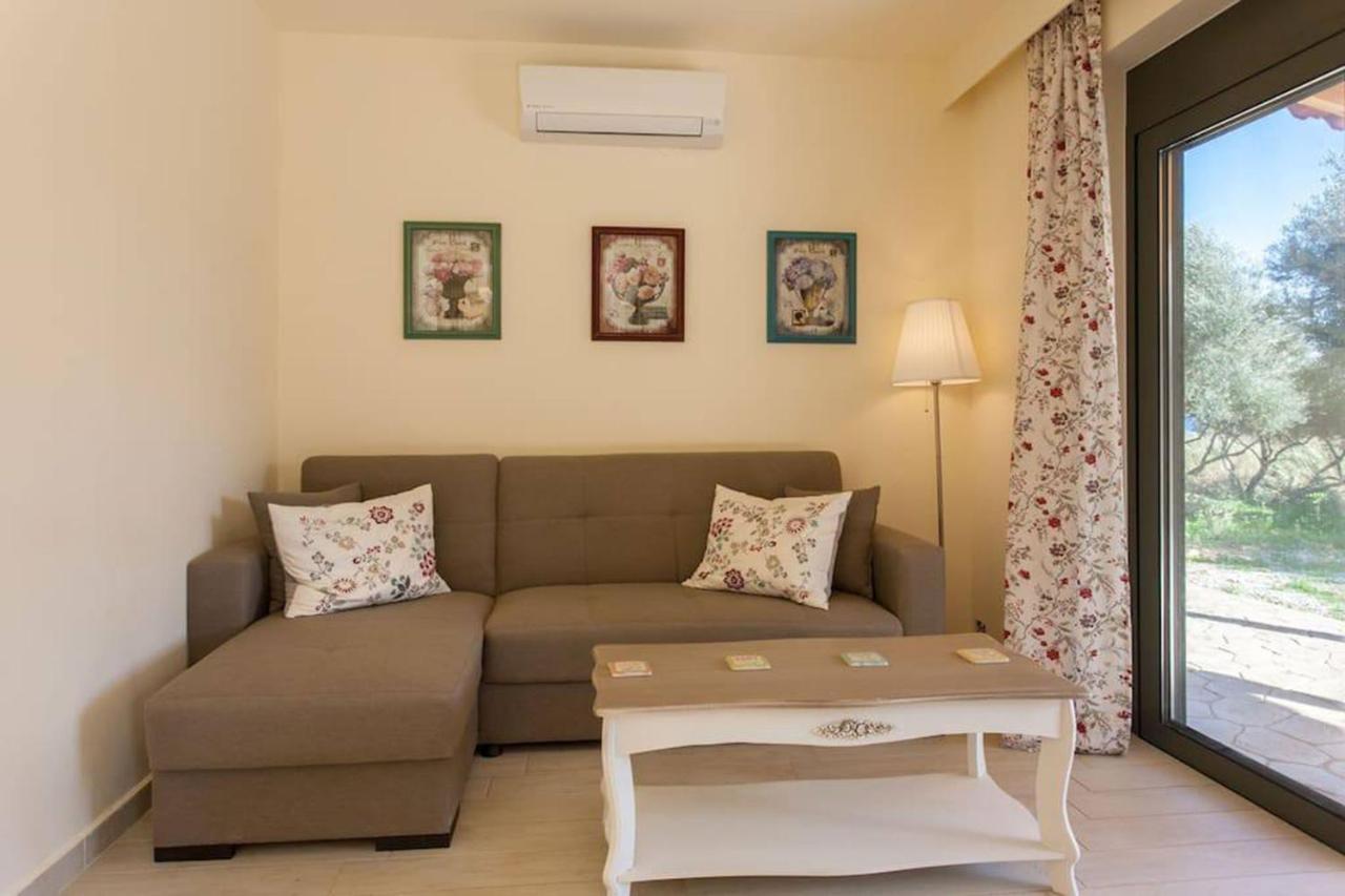 Olive Tree Farm 200M From The Beach Episkopi-Chania Екстериор снимка